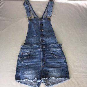 American Eagle short overalls